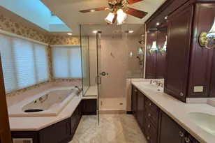 1102 S Oplaine Rd, Gurnee, IL 60031 - Photo 24