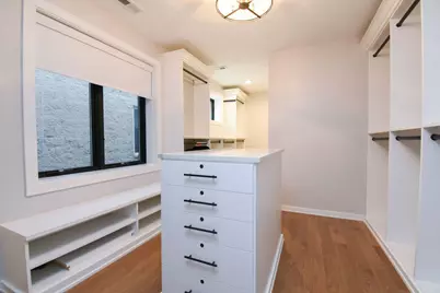 3644 N Bosworth Avenue, Chicago, IL 60613 - Photo 36