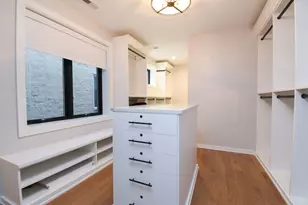 3644 N Bosworth Ave, Chicago, IL 60613 - Photo 36