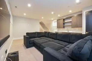 3644 N Bosworth Ave, Chicago, IL 60613 - Photo 52