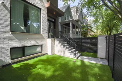 3644 N Bosworth Avenue, Chicago, IL 60613 - Photo 2