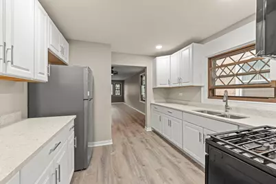 5817 W 64th Street, Chicago, IL 60638 - Photo 4