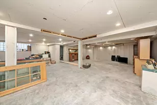 6858 Riverside Dr, Berwyn, IL 60402 - Photo 26