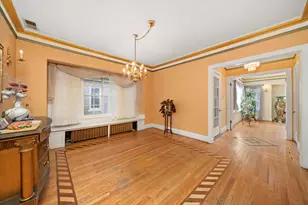 6858 Riverside Dr, Berwyn, IL 60402 - Photo 8