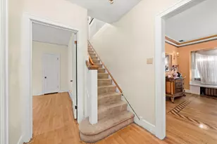 6858 Riverside Dr, Berwyn, IL 60402 - Photo 16