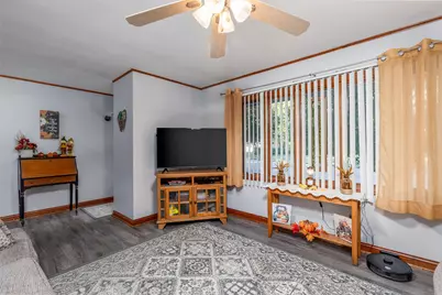 709 S Park Street, Streator, IL 61364 - Photo 4