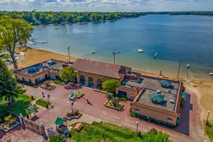 615 Lake Ave, Crystal Lake, IL 60014 - Photo 4