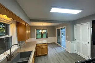 3S284 Patterman Rd, Warrenville, IL 60555 - Photo 10