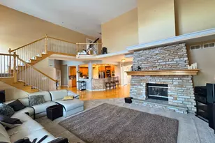 3805 Gladstone Dr, Naperville, IL 60565 - Photo 50