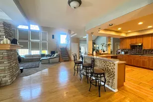 3805 Gladstone Dr, Naperville, IL 60565 - Photo 20