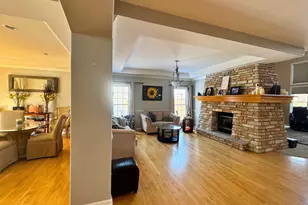 3805 Gladstone Dr, Naperville, IL 60565 - Photo 12