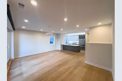 4647 N Clark Street #2, Chicago, IL 60640 - Photo 2