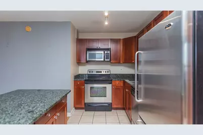 655 W Irving Park Road #1808, Chicago, IL 60613 - Photo 20