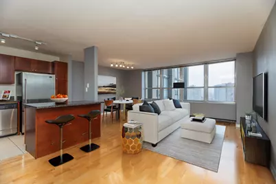 655 W Irving Park Road #1808, Chicago, IL 60613 - Photo 10