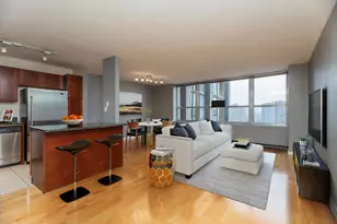 655 W Irving Park Rd, Chicago, IL 60613 - Photo 10