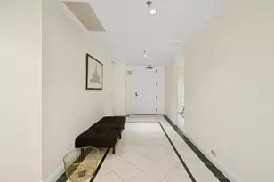 680 N Lake Shore Dr, Chicago, IL 60611 - Photo 8