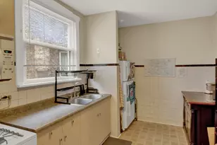 6447 N Glenwood Ave, Chicago, IL 60626 - Photo 10