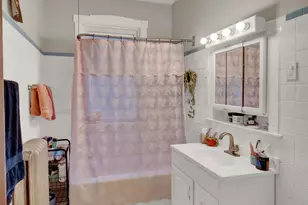 6447 N Glenwood Ave, Chicago, IL 60626 - Photo 18