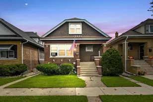 3829 Wisconsin Ave, Berwyn, IL 60402 - Photo 2