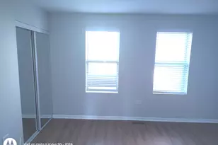 2367 E 70th Pl, Chicago, IL 60649 - Photo 14