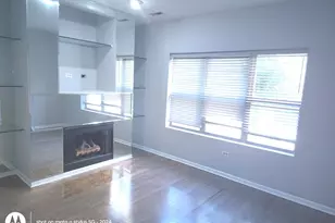 2367 E 70th Pl, Chicago, IL 60649 - Photo 2