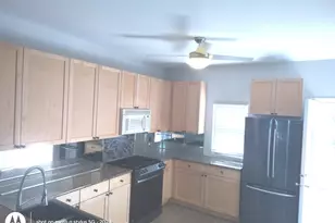 2367 E 70th Pl, Chicago, IL 60649 - Photo 4