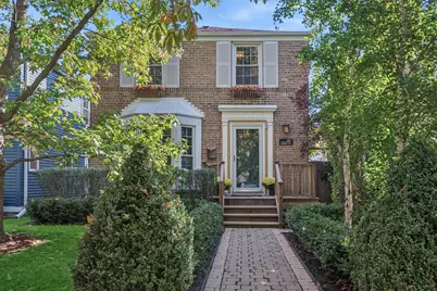 1811 Laurel Avenue, Evanston, IL 60201 - Photo 1