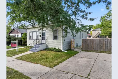 1038 Indiana Avenue, Waukegan, IL 60085 - Photo 2