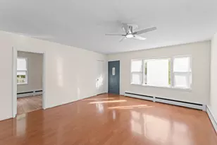 1038 Indiana Ave, Waukegan, IL 60085 - Photo 4