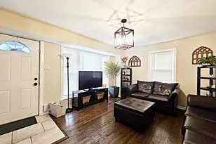 1522 Forest Ave, Calumet City, IL 60409 - Photo 2