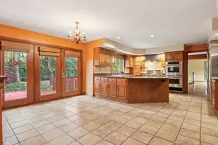 2450 St Andrews Dr, Olympia Fields, IL 60461 - Photo 10