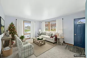 415 W Center St, Sandwich, IL 60548 - Photo 4