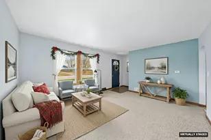 415 W Center St, Sandwich, IL 60548 - Photo 2