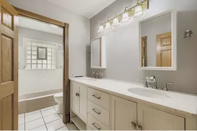 5904 Elm Street, Lisle, IL 60532 - Photo 14