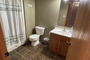 702 Plum St, Dekalb, IL 60115 - Photo 16