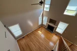 702 Plum St, Dekalb, IL 60115 - Photo 4