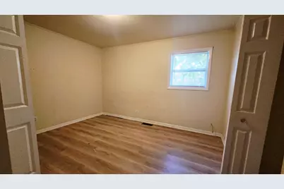 240 Tampa Street, Park Forest, IL 60466 - Photo 10