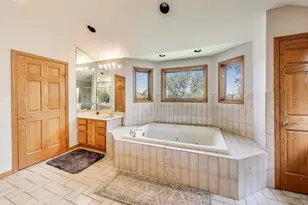 6 Steeplechase Dr, Hawthorn Woods, IL 60047 - Photo 28