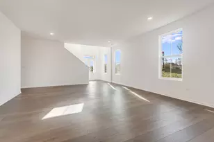 8530 Sperry Ct, Woodridge, IL 60517 - Photo 4