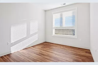 555 Roger Williams Avenue #203, Highland Park, IL 60035 - Photo 6