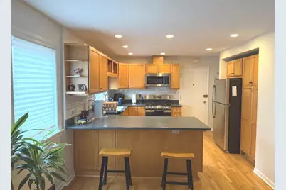 556 N Barton Avenue #1, Evanston, IL 60202 - Photo 6