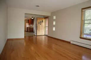 2900 W 101st Pl, Evergreen Park, IL 60805 - Photo 2