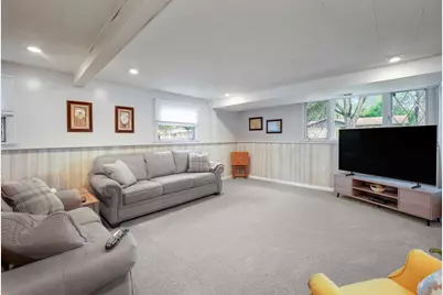 330 N Illinois Avenue, Glenwood, IL 60425 - Photo 16