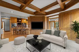 16 Ascot Ln, Barrington Hills, IL 60010 - Photo 18