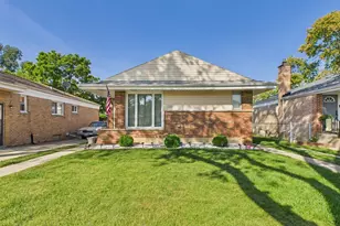 [Address not provided], Bellwood, IL 60104 - Photo 1