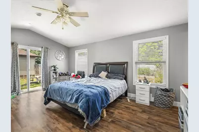 422 N Rockford Avenue, Rockford, IL 61107 - Photo 20