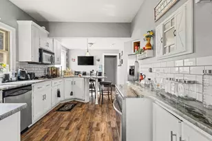 422 N Rockford Ave, Rockford, IL 61107 - Photo 14