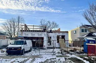 468 N Highland Ave, Elmhurst, IL 60126 - Photo 1