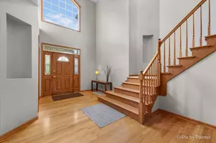 0N776 W Curtis Square, Geneva, IL 60134 - Photo 2