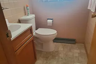 316 N Commerce St, Gilman, IL 60938 - Photo 14